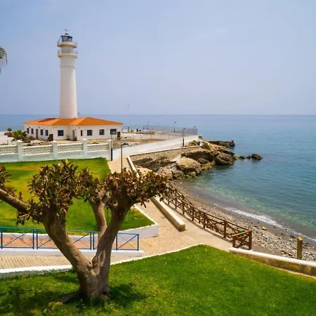 In With Shared Swimming Pool Torrox